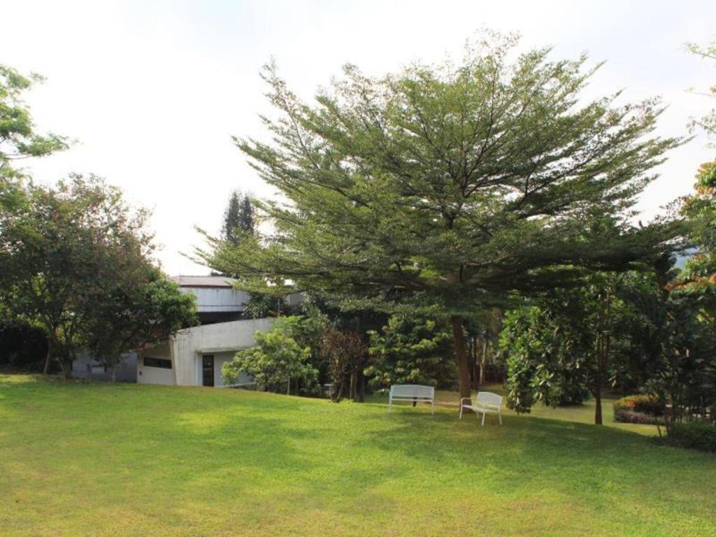 Pp University Cisarua Exterior photo
